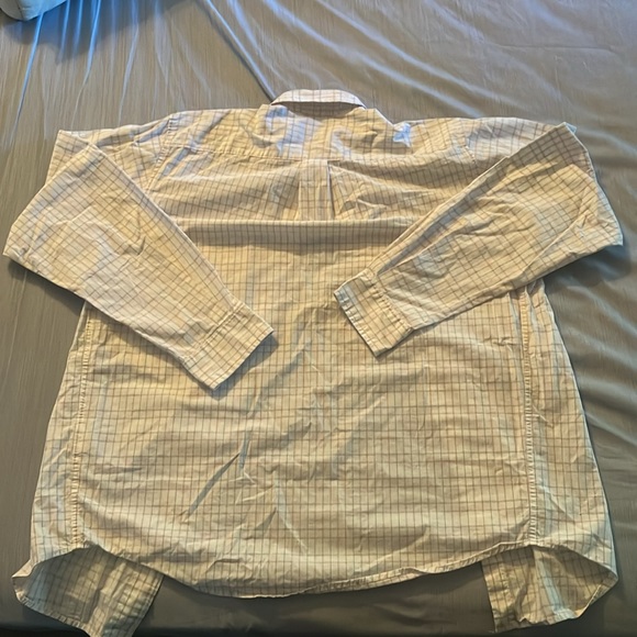 Eddie bauer button up size small like new! - Picture 4 of 4